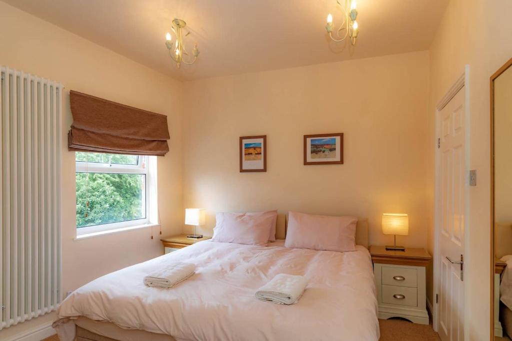 Luxury Apartment - Central York room 5